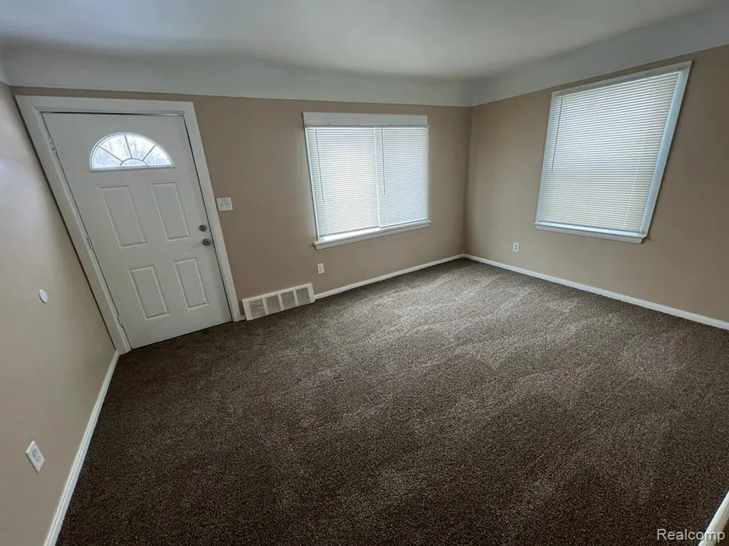 8316 Piedmont Street Detroit City MI 48228