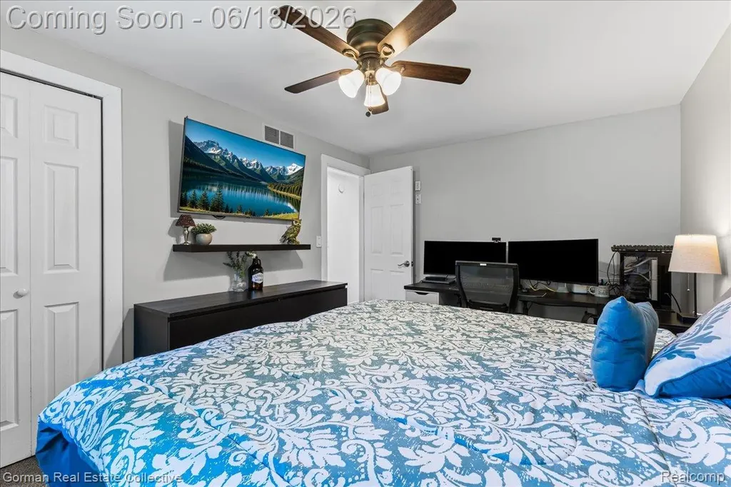 3840 Cass Elizabeth Road Waterford Charter Township MI 48328