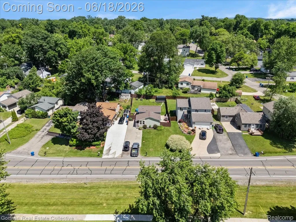 3840 Cass Elizabeth Road Waterford Charter Township MI 48328