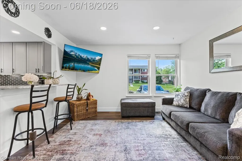 3840 Cass Elizabeth Road Waterford Charter Township MI 48328