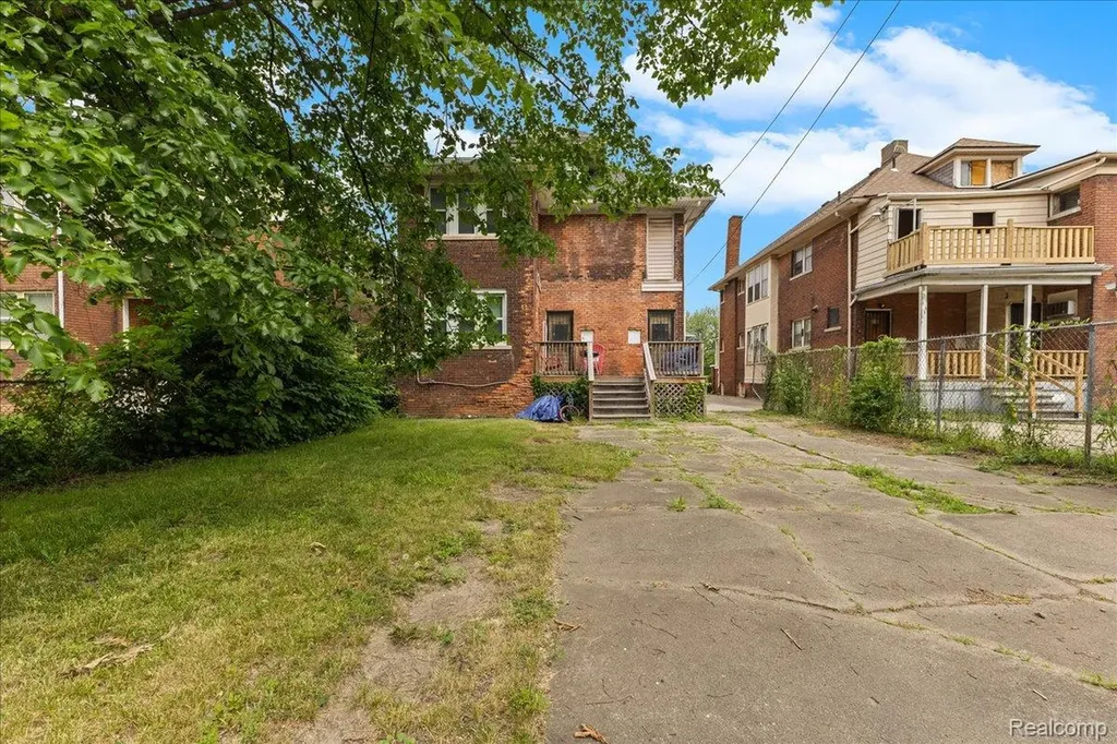 4267 Seebaldt Street Detroit City MI 48204