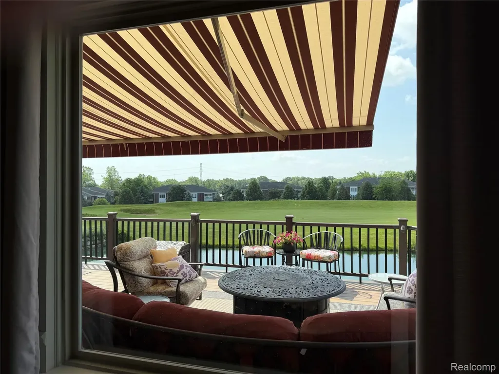 58626 Valley View Drive Washington Township MI 48094