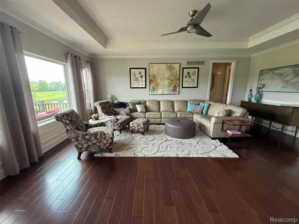58626 Valley View Drive Washington Township MI 48094