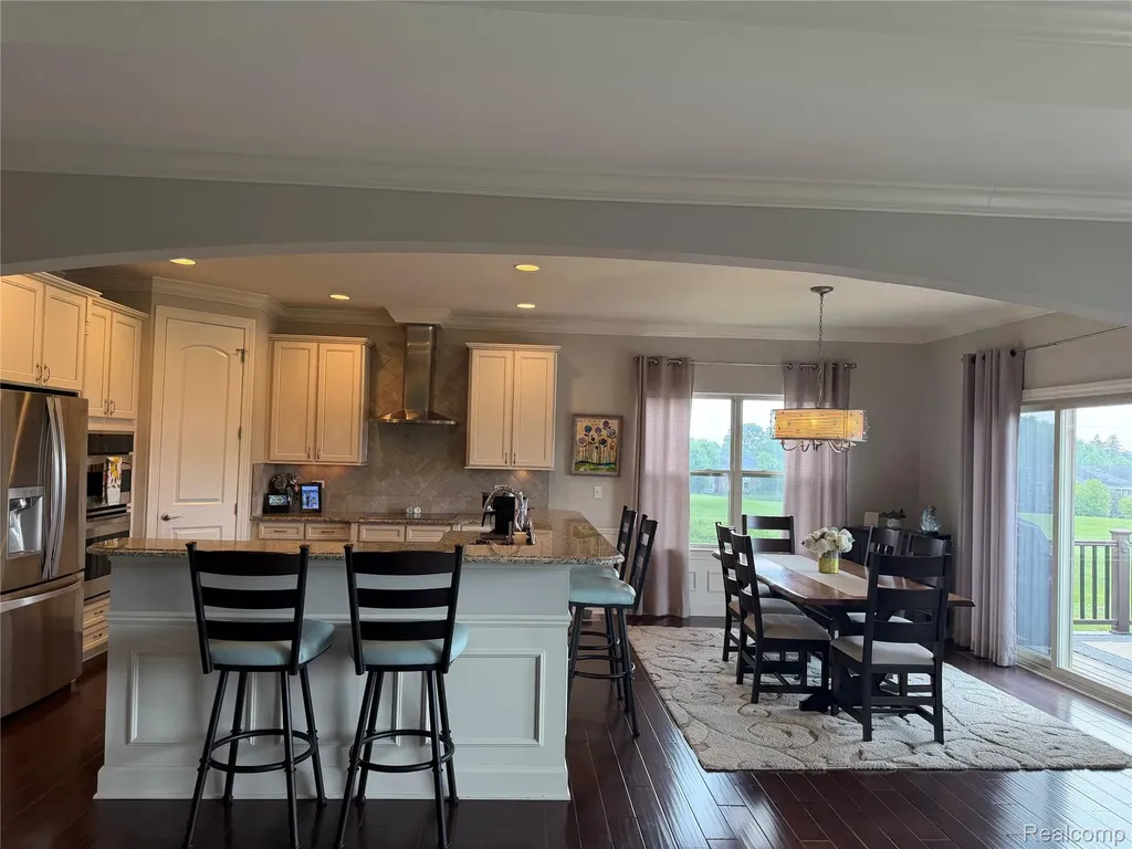 58626 Valley View Drive Washington Township MI 48094