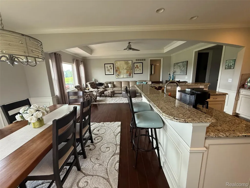 58626 Valley View Drive Washington Township MI 48094