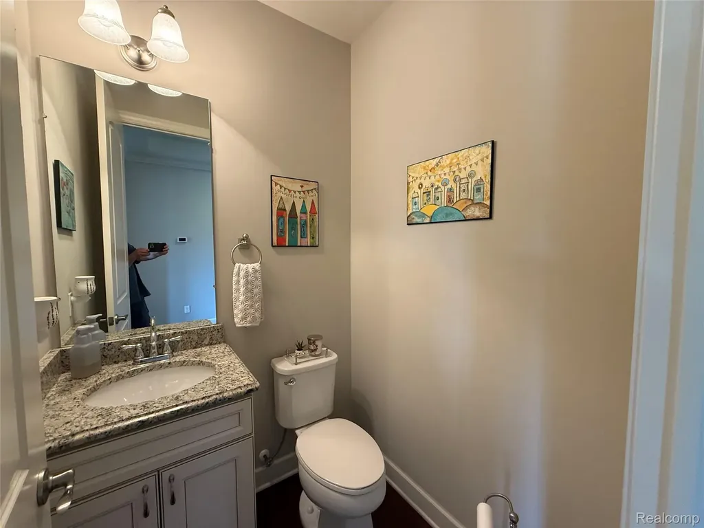 58626 Valley View Drive Washington Township MI 48094