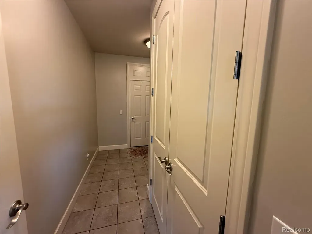 58626 Valley View Drive Washington Township MI 48094