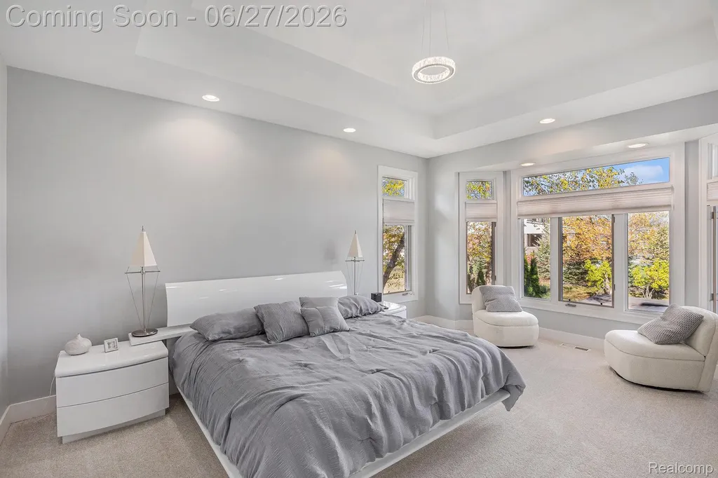 6535 Pond Drive Washington Township MI 48094