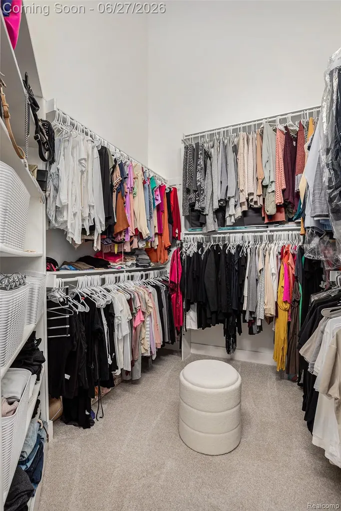 6535 Pond Drive Washington Township MI 48094