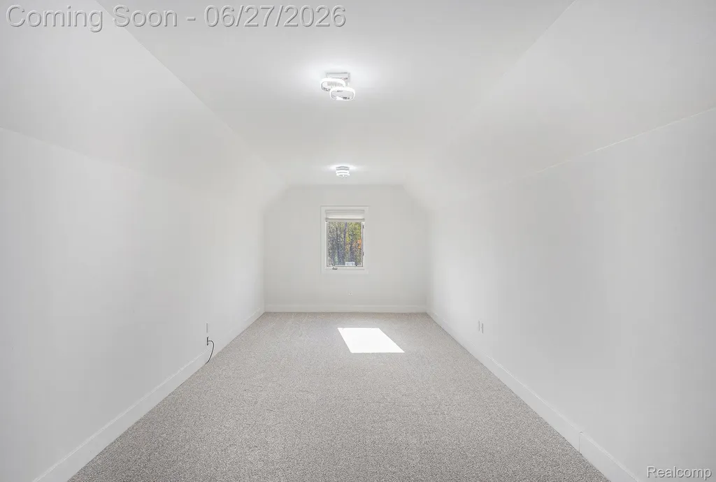 6535 Pond Drive Washington Township MI 48094