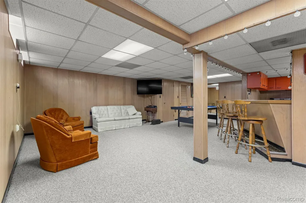 27240 W Pleasant Ridge Street Dearborn Heights City MI 48127