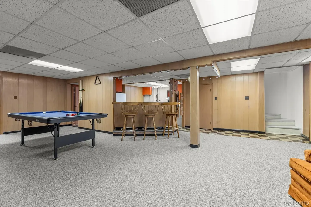 27240 W Pleasant Ridge Street Dearborn Heights City MI 48127