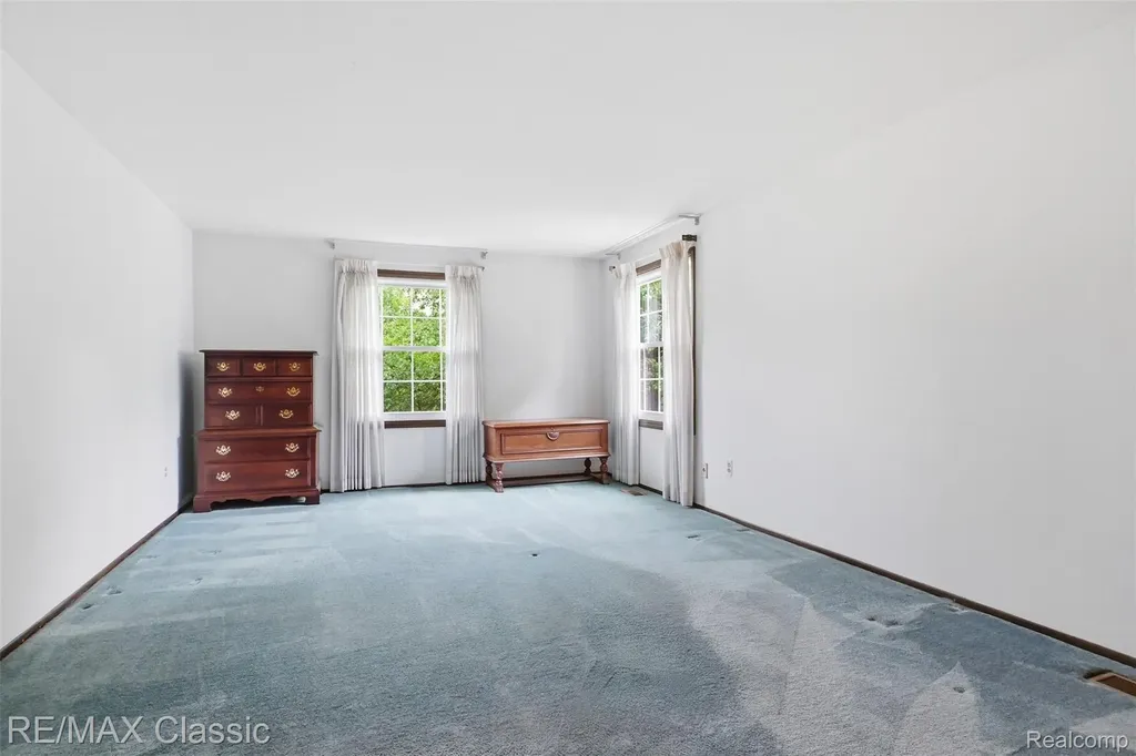 45451 Woodleigh Way Plymouth Charter Township MI 48170