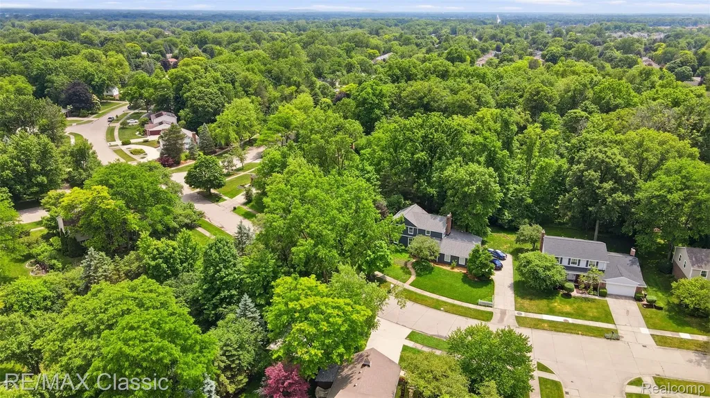 45451 Woodleigh Way Plymouth Charter Township MI 48170
