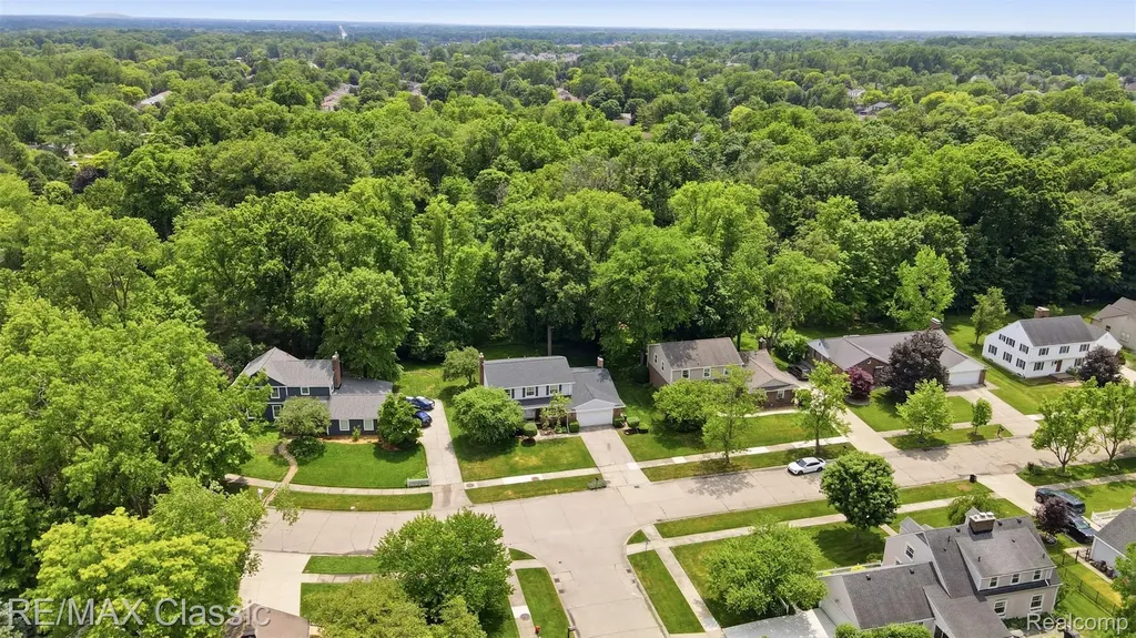 45451 Woodleigh Way Plymouth Charter Township MI 48170