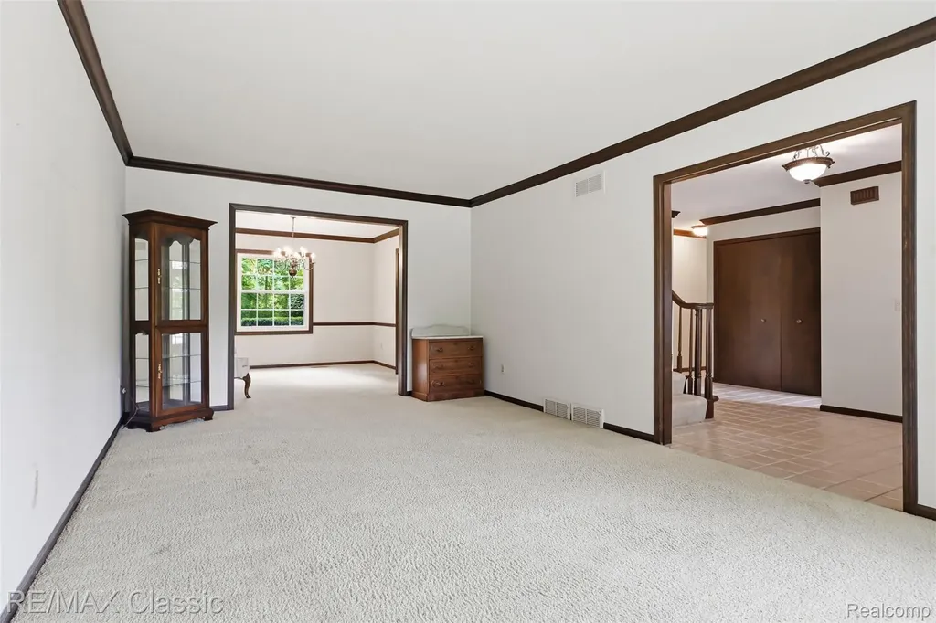 45451 Woodleigh Way Plymouth Charter Township MI 48170