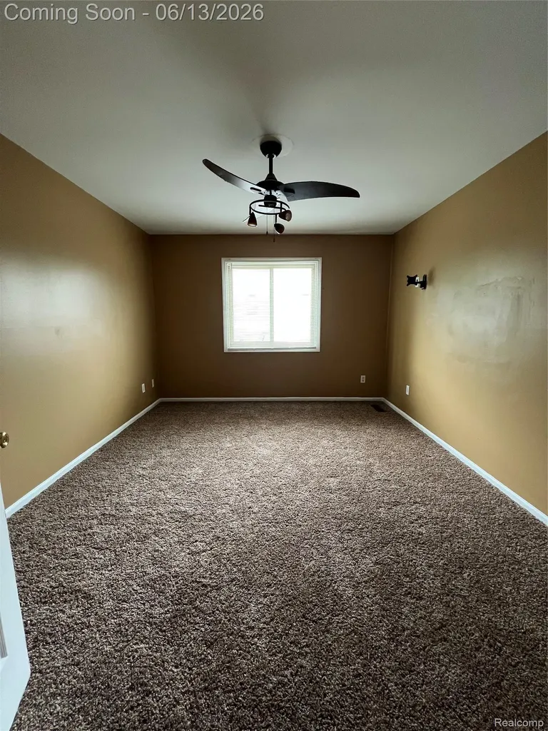 45475 Irvine Drive Novi City MI 48374