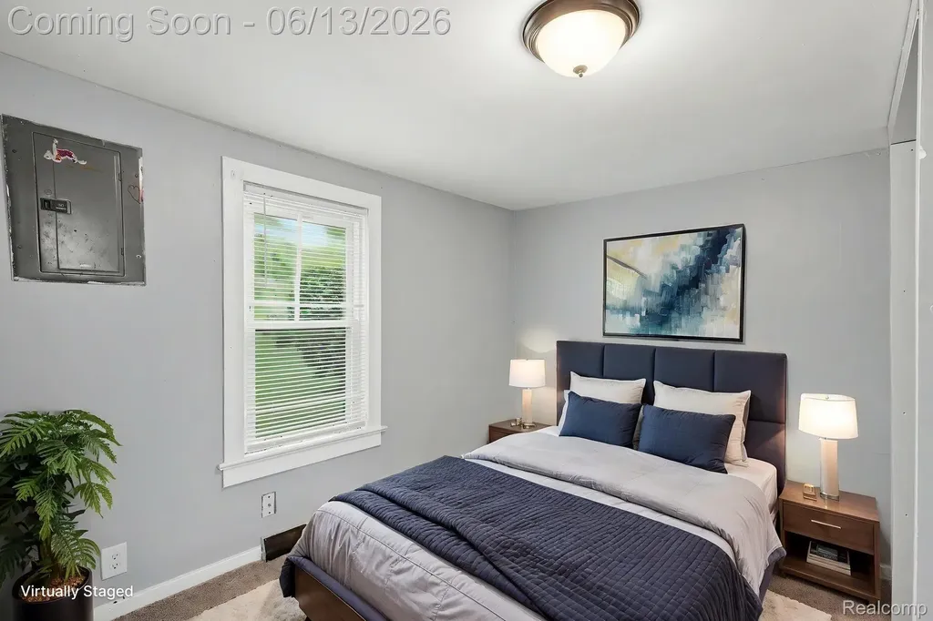 25383 Lawn Street Roseville City MI 48066