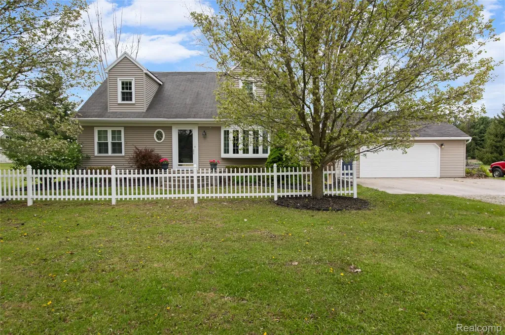 2209 Berville Road Berlin Township MI 48002