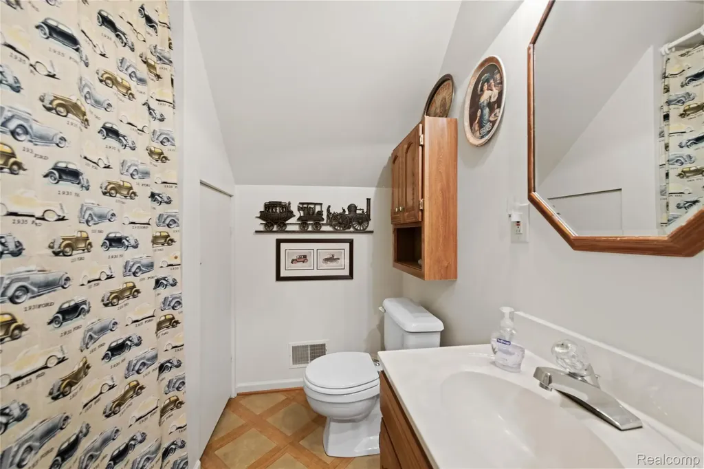 2209 Berville Road Berlin Township MI 48002