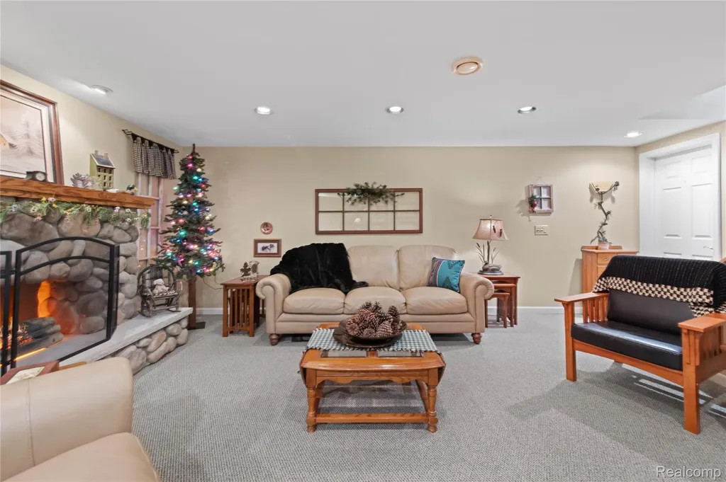 2209 Berville Road Berlin Township MI 48002