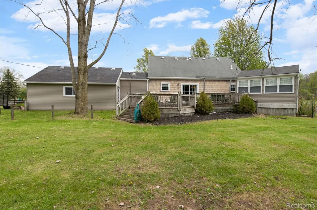 2209 Berville Road Berlin Township MI 48002
