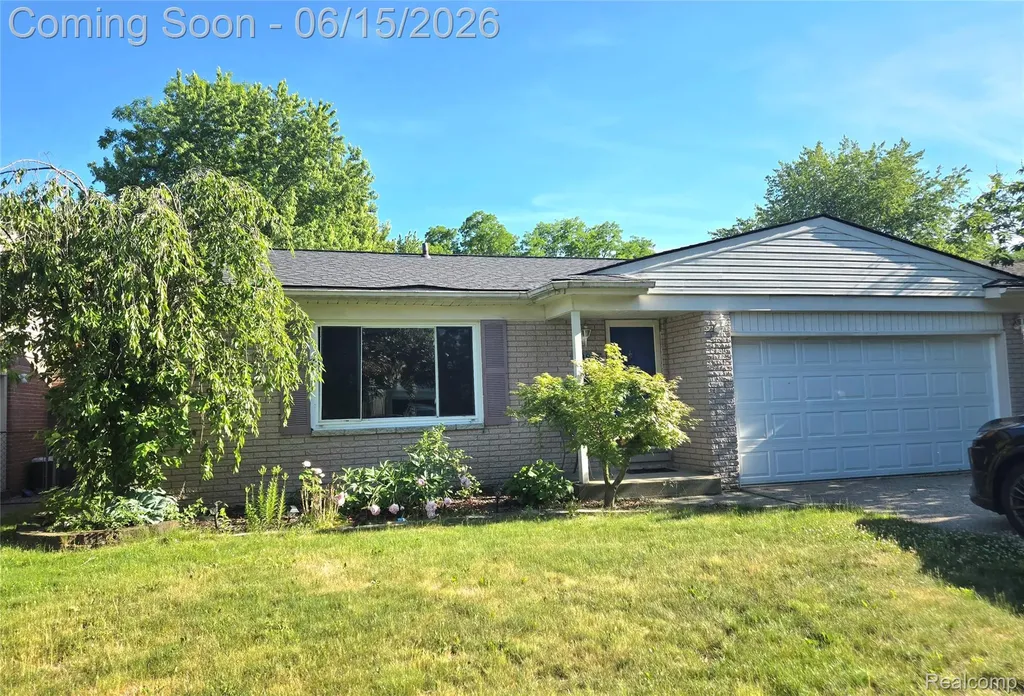 39857 John Drive Canton Charter Township MI 48187