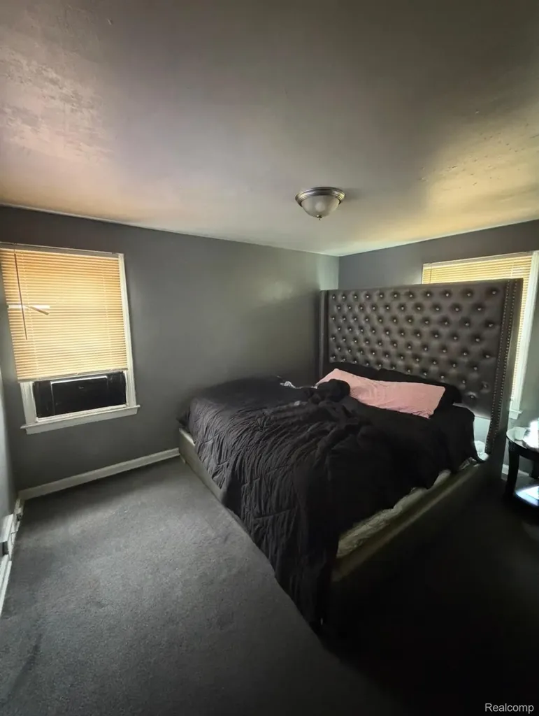15411 Hazelridge Street Detroit City MI 48205