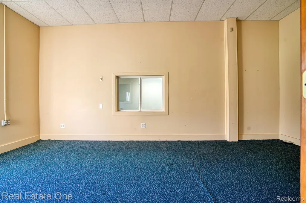 1621 Plymouth Road Ann Arbor City MI 48105
