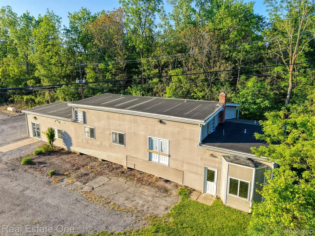 1621 Plymouth Road Ann Arbor City MI 48105