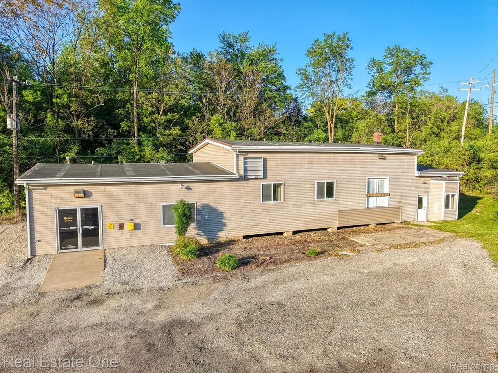 1621 Plymouth Road Ann Arbor City MI 48105