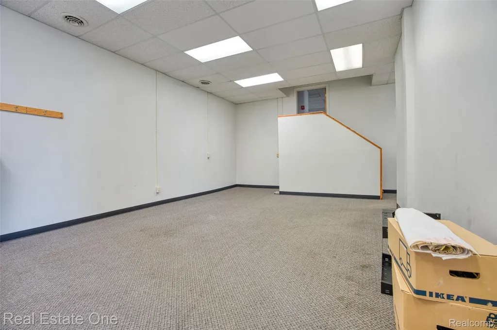 1621 Plymouth Road Ann Arbor City MI 48105