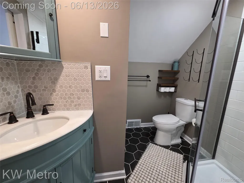1422 Millard Avenue Royal Oak City MI 48073