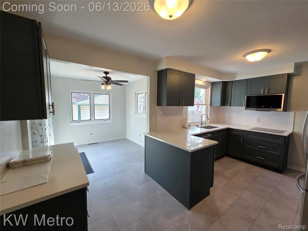 1422 Millard Avenue Royal Oak City MI 48073