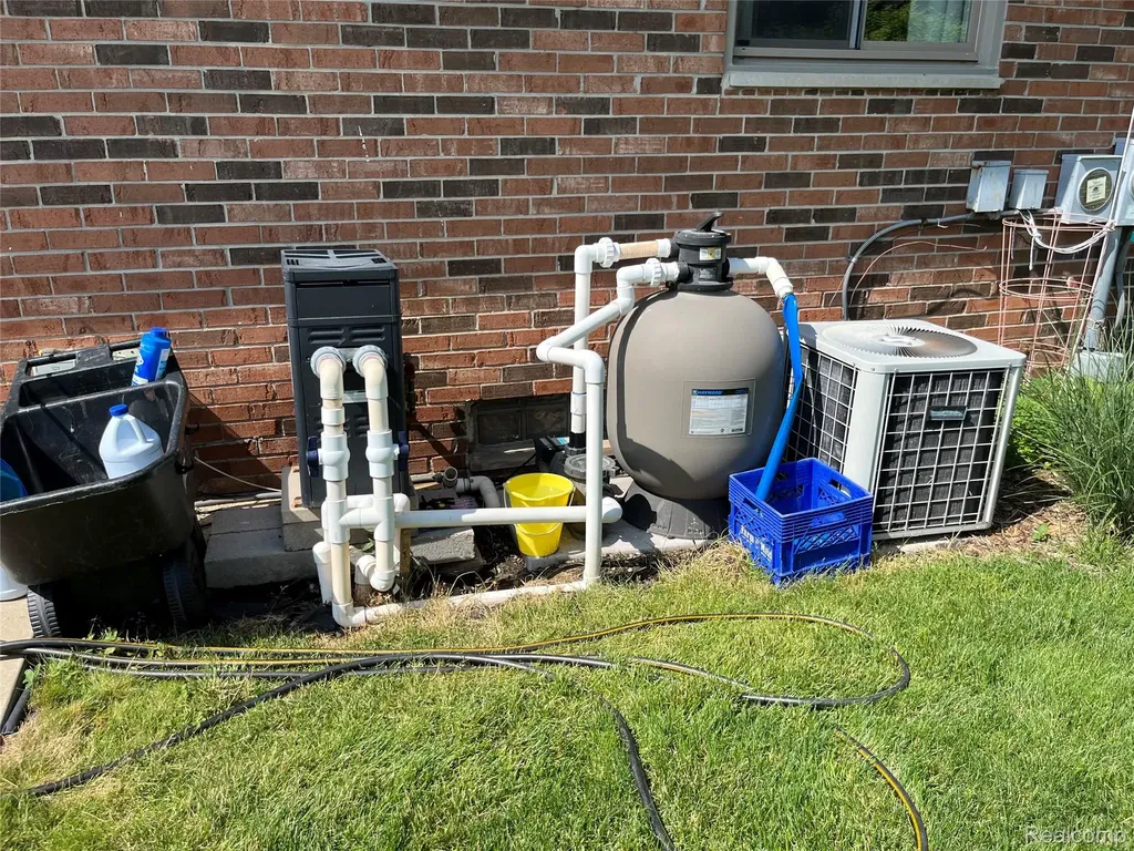 44131 Westminister Way Canton Charter Township MI 48187