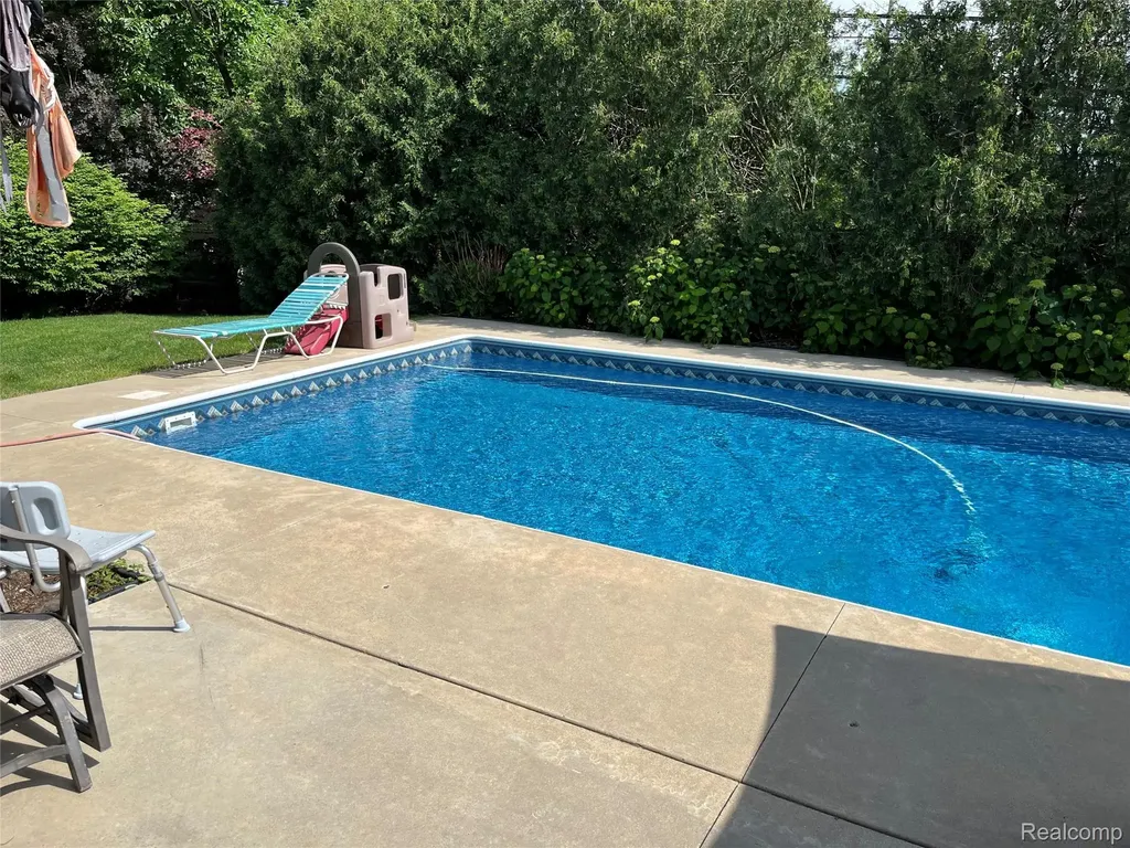 44131 Westminister Way Canton Charter Township MI 48187