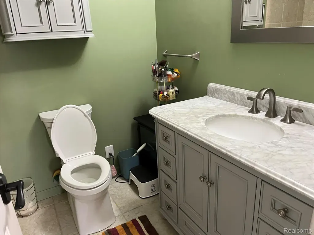 44131 Westminister Way Canton Charter Township MI 48187