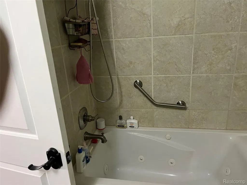 44131 Westminister Way Canton Charter Township MI 48187