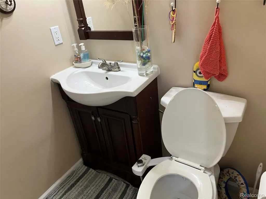 44131 Westminister Way Canton Charter Township MI 48187