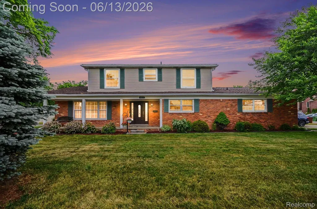 6653 Flintlock Ridge Shelby Charter Township MI 48317