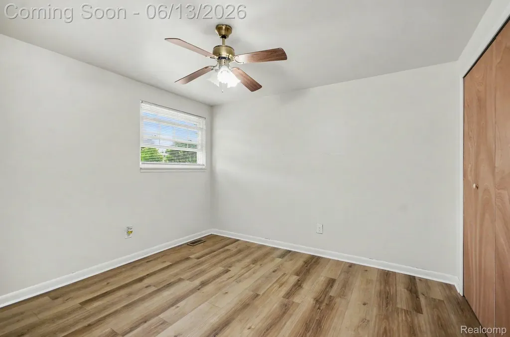6653 Flintlock Ridge Shelby Charter Township MI 48317