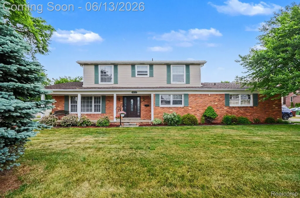 6653 Flintlock Ridge Shelby Charter Township MI 48317