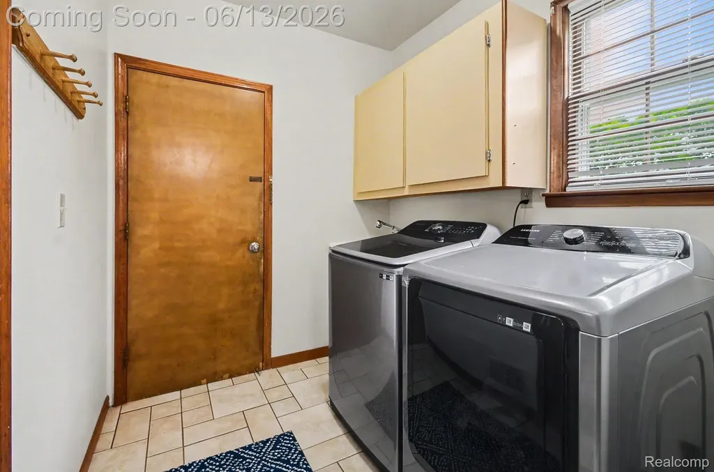 6653 Flintlock Ridge Shelby Charter Township MI 48317