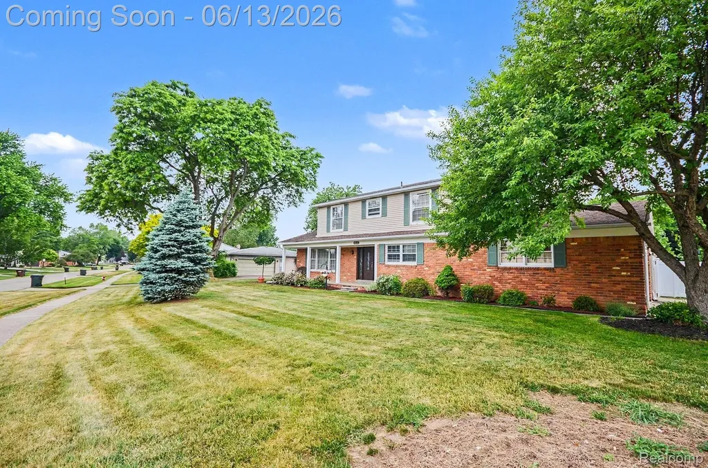 6653 Flintlock Ridge Shelby Charter Township MI 48317
