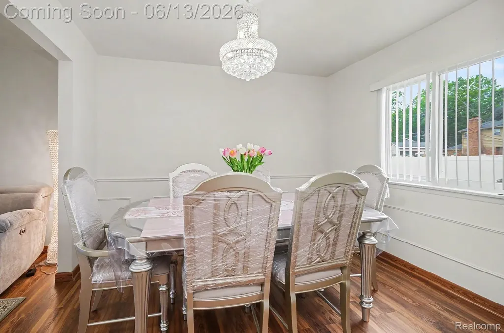6653 Flintlock Ridge Shelby Charter Township MI 48317