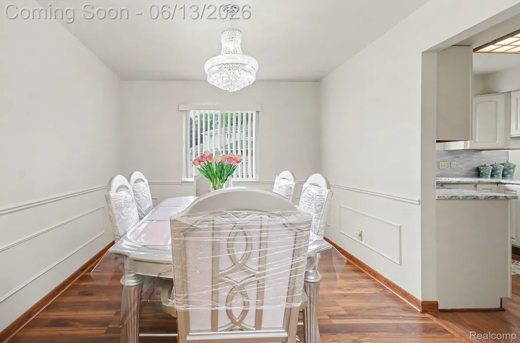 6653 Flintlock Ridge Shelby Charter Township MI 48317