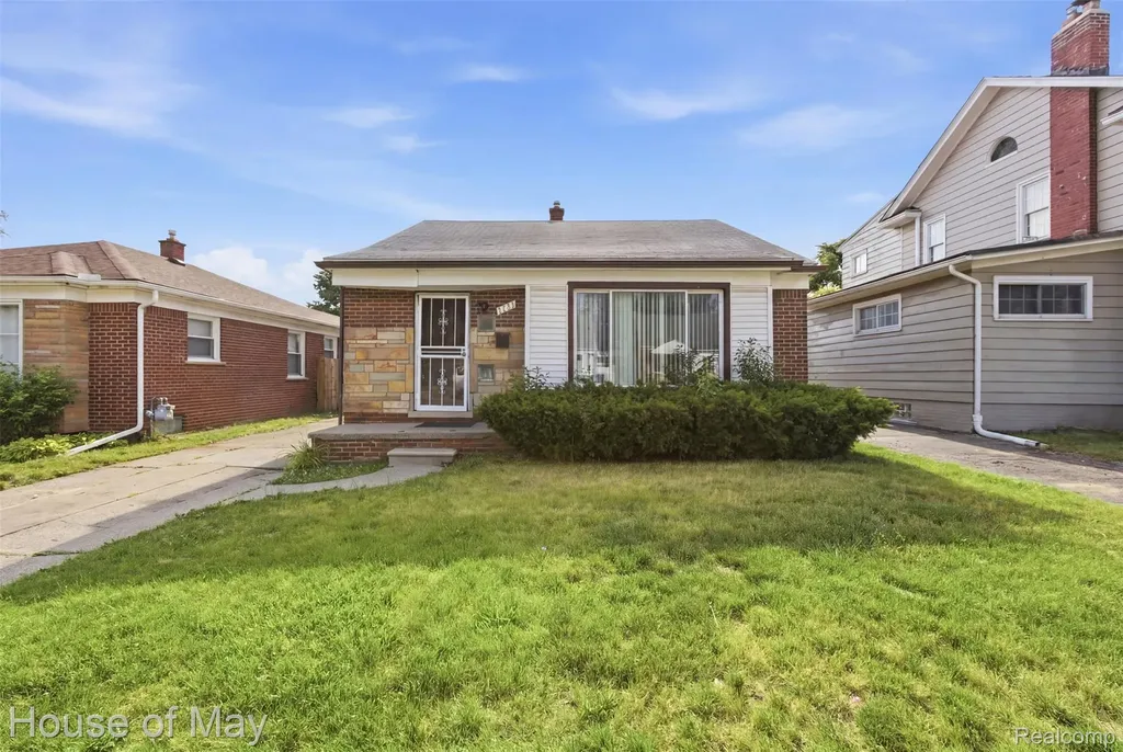 11411 Marion Redford Charter Township MI 48239