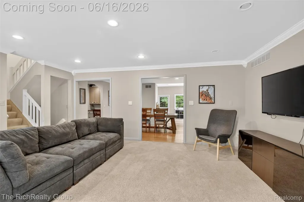 2300 Stoney Bluff Milford Charter Township MI 48381