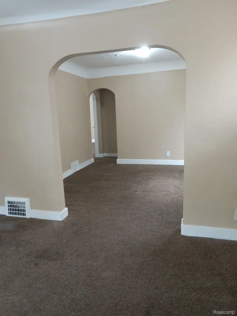 16611 Lilac Street Detroit City MI 48221