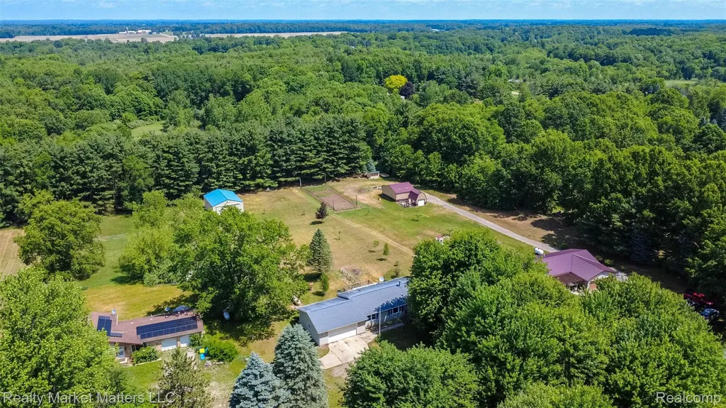 4951 Laur Road Deerfield Township MI 48461